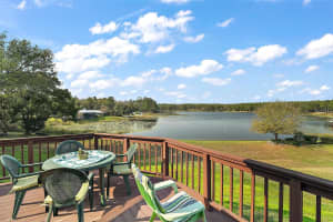 125 TWIN LAKE CIRCLE, UMATILLA, FL 32784 Sold 05/05/25