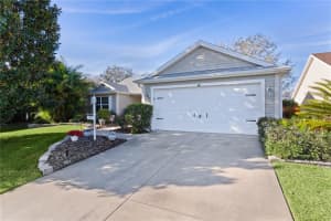 8104 177TH WINTERTHUR LOOP, THE VILLAGES, FL 32162 Sold 04/15/25