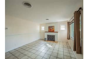 618 GRANDVIEW STREET, MOUNT DORA, FL 32757 Sold 03/19/25