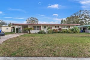 1112 FOREST LANE, TAVARES, FL 32778 Sold 05/16/25