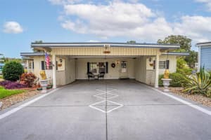 1050 SHAWN COURT, TAVARES, FL 32778 Sold 04/28/25