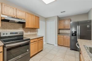 140 LAKE CATHERINE CIRCLE, GROVELAND, FL 34736 Sold 06/11/25