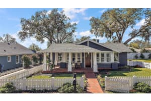 715 GRANDVIEW STREET, MOUNT DORA, FL 32757 Sold 04/17/25