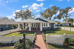 715 GRANDVIEW STREET, MOUNT DORA, FL 32757 Sold 04/17/25
