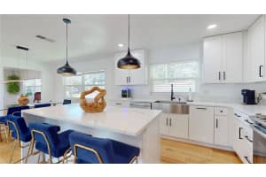 1930 HILLTOP DRIVE, MOUNT DORA, FL 32757 - MLS#MFRG5093494