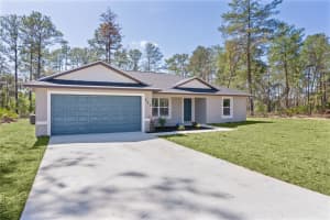 565 MALAUKA RADIAL, OCKLAWAHA, FL 32179 Sold 05/19/25