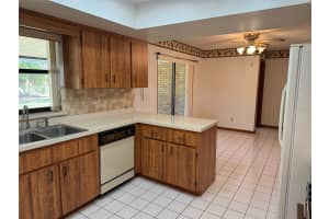 1009 LINDA GLEN AVENUE, FRUITLAND PARK, FL 34731 Sold 06/13/25