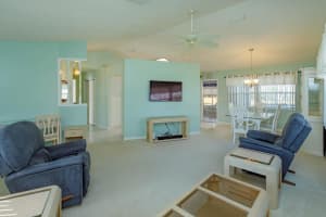 26315 NEWCOMBE CIRCLE, LEESBURG, FL 34748 Sold 04/17/25