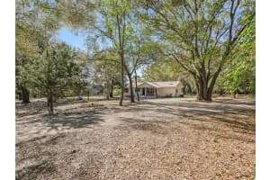 37820 RIDGECREST LANE, LADY LAKE, FL 32159 Sold 05/02/25