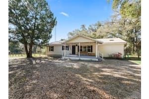 37820 RIDGECREST LANE, LADY LAKE, FL 32159 Sold 05/02/25