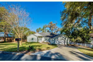 351 Groveland Rd, MOUNT DORA