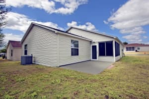 2082 HARSTON TRAIL, THE VILLAGES, FL 32162 Sold 07/28/25