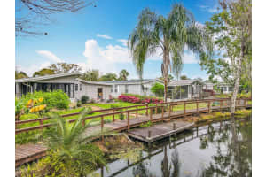 3211 MYAKKA RIVER ROAD, TAVARES, FL 32778 Sold 06/03/25