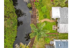 3211 MYAKKA RIVER ROAD, TAVARES, FL 32778 Sold 06/03/25