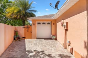 1502 AALTO PLACE, LADY LAKE, FL 32159 Sold 05/01/25