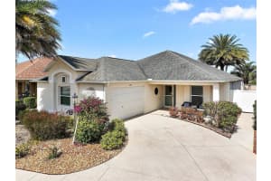 557 HARLOW LANE, THE VILLAGES, FL 32163 Sold 05/28/25