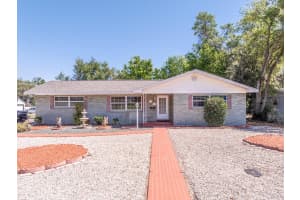 1110 CEDAR STREET, LEESBURG, FL 34748 Sold 06/02/25