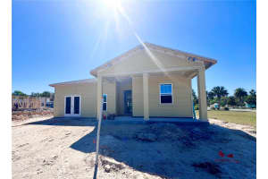 981 FIESTA KEY CIRCLE, LADY LAKE, FL 32159 - MLS#MFRG5094355
