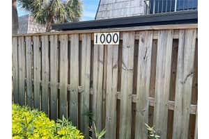 1000 ROYAL OAK BOULEVARD, LEESBURG, FL 34748 Sold 09/17/25