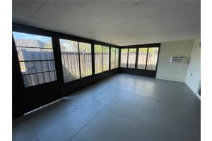 1000 ROYAL OAK BOULEVARD, LEESBURG, FL 34748 Sold 09/17/25