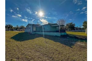 103 Caroline Ave, LADY LAKE