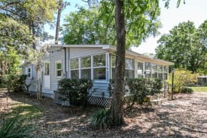 17108 PINE RIDGE DRIVE, UMATILLA, FL 32784 Sold 09/08/25