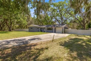 1107 VALLEY ROAD, FRUITLAND PARK, FL 34731 Sold 05/23/25