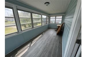 348 CENTRAL AVENUE, UMATILLA, FL 32784 - MLS#MFRG5094583