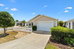 2224 MANGROVE LANE, THE VILLAGES, FL 32162 Sold 05/23/25