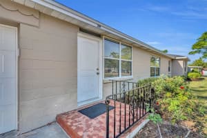 294 CHARLOTTE AVENUE, EUSTIS, FL 32726 Sold 07/23/25