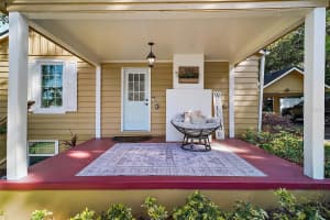102 CLAYTON STREET, MOUNT DORA, FL 32757 Sold 07/11/25