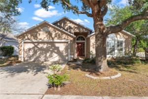 2210 AITKIN LOOP, LEESBURG, FL 34748 Sold 05/09/25