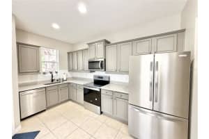 3275 OAK BROOK LANE, EUSTIS, FL 32736 Sold 07/01/25