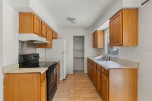 11987 95TH TERRACE, BELLEVIEW, FL 34420 Sold 05/21/25