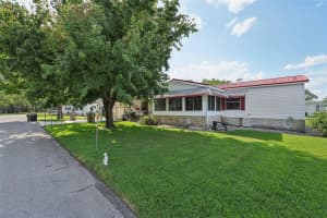 1901 BROOKSIDE DRIVE, MOUNT DORA, FL 32757 - MLS#MFRG5095063