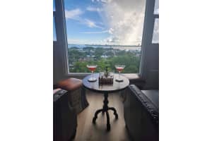 33 S Gulfstream Ave #803, SARASOTA