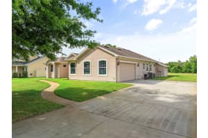 26301 SACKAMAXON DRIVE, SORRENTO, FL 32776 Sold 06/05/25