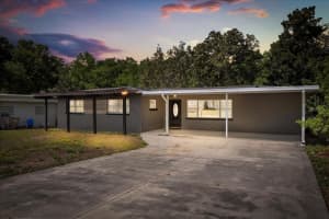 4251 Magnolia Ave, LEESBURG