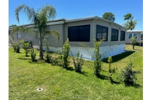 25 CAPTAINS POINT, FRUITLAND PARK, FL 34731 - MLS#MFRG5095299