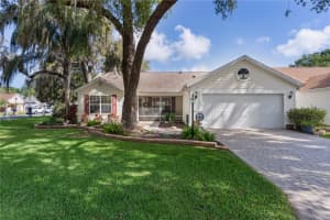 411 LOMA PASEO DRIVE, LADY LAKE, FL 32159 Sold 10/29/25