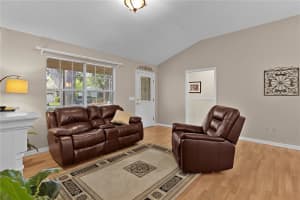 411 LOMA PASEO DRIVE, LADY LAKE, FL 32159 Sold 10/29/25