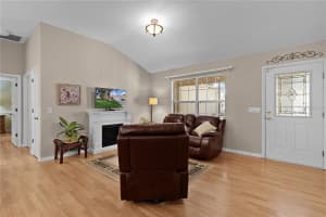 411 LOMA PASEO DRIVE, LADY LAKE, FL 32159 Sold 10/29/25