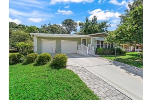 1105 DEL TORO DRIVE, THE VILLAGES, FL 32159 Sold 10/01/25