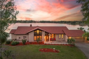 3011 Lake Woodward Dr, EUSTIS