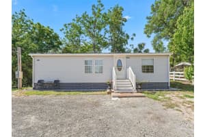 214 MORNINSIDE AVENUE, LADY LAKE, FL 32159 - MLS#MFRG5095646