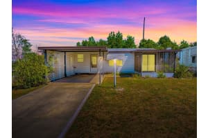 819 HIBISCUS DRIVE, LADY LAKE, FL 32159 Sold 08/07/25