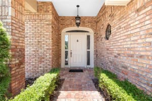 301 WATERWOOD DRIVE, YALAHA, FL 34797 Sold 10/22/25