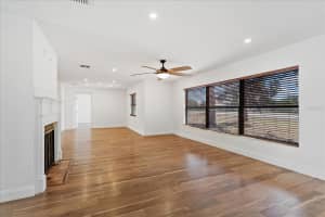 201 LONE OAK DRIVE, LEESBURG, FL 34748 Sold 05/19/25
