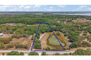 5787 MARION COUNTY RD, LADY LAKE, FL 32159 - MLS#MFRG5096133