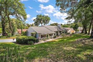 58 Townhill Dr, EUSTIS
